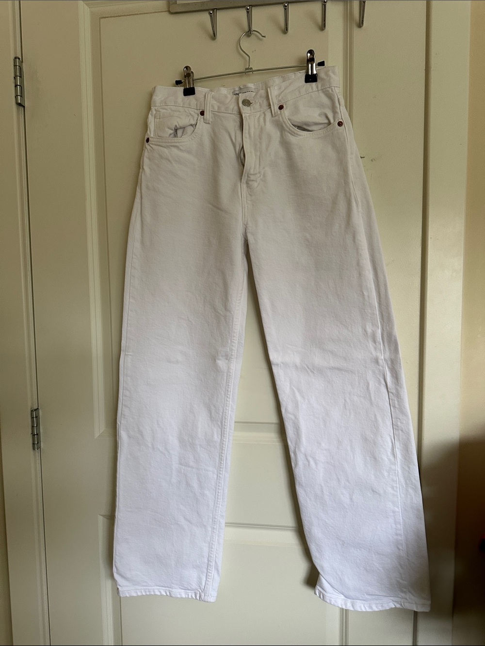 Zara White Straight-Leg Jeans